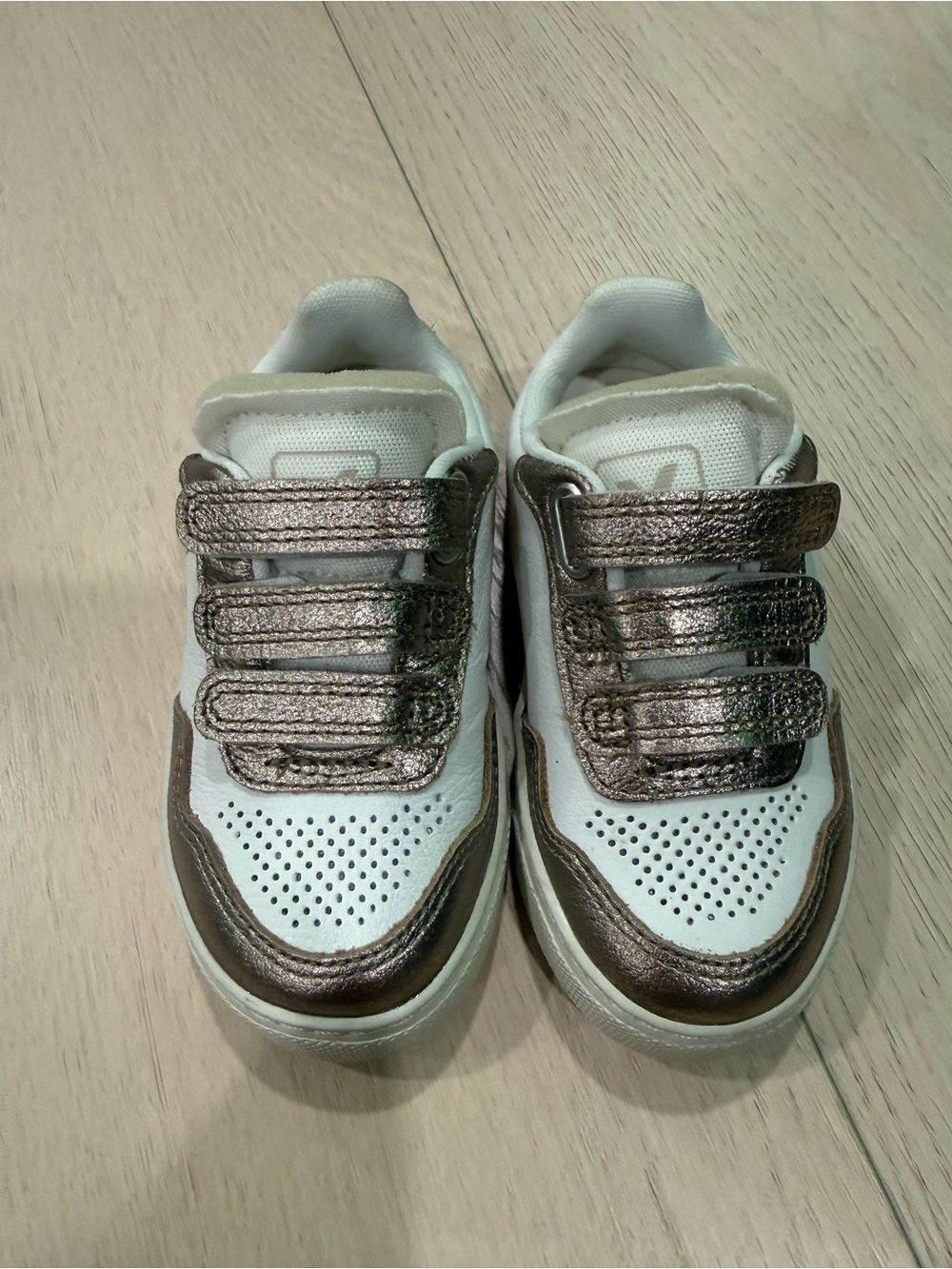 Veja Kids White Sneakers with Metallic Bronze Straps | EUR 23 Size 7
